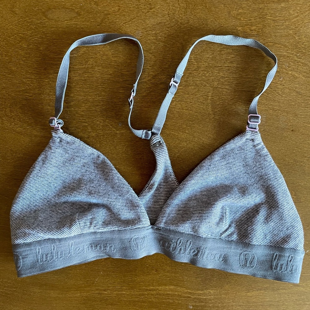 Lululemon bra size 4